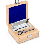 KERN Gewichtsatz 303-03, OIML-Klasse E1, Nennwert 1 mg - 100 g, Knopf, Edelstahl poliert, im Holzetui