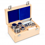 KERN Gewichtsatz 314-07, OIML-Klasse E2, Nennwert 1 g - 2 kg, Knopf, Edelstahl poliert, im Holzetui