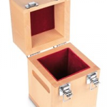 KERN Holz-Gewichtsetui 337-161-100, für Nennwerte 50 kg, für Klassen F1, für Bauform Kontrollgewicht