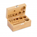 KERN Holz-Gewichtsetui 353-450-200, für Nennwerte 1 mg - 500 g, für Klassen F2 + M1 + M2, für Bauform Knopf/Kompakt