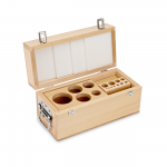 KERN Holz-Gewichtsetui 353-480-200, für Nennwerte 1 mg - 5 kg, für Klassen F2 + M1 + M2, für Bauform Knopf/Kompakt
